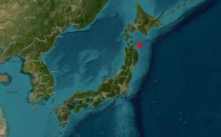 Japan Earthquake: Tsunami Warning Follows Powerful 7.6 Magnitude Quake