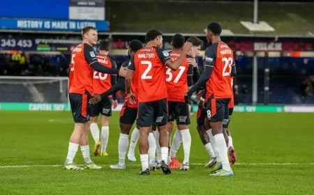 Hatters Face Swindon in Vertu Trophy Last 16 Clash