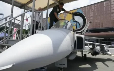 Experts Challenge Saab’s Claim to Create 10,000 Jobs in Canada