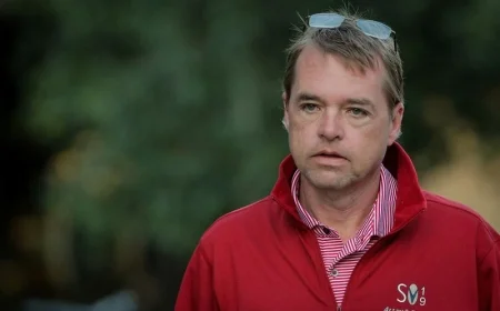 Todd Combs to leave Berkshire Hathaway for new JPMorgan investment role, jolting the post-Buffett transition