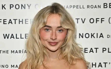 Sabrina Carpenter Embraces All-American Classic Style on Tour