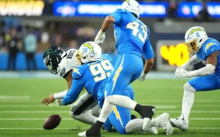 Jalen Hurts’ Triple-Turnover Play: Interception and Fumble Rock Eagles