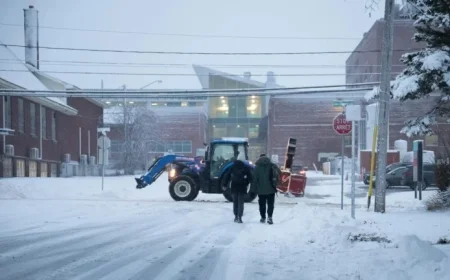 Snowy, Windy Start to the Week in the Atlantic Region
