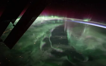 Chicago Could Witness Northern Lights Before Cold Snap Hits