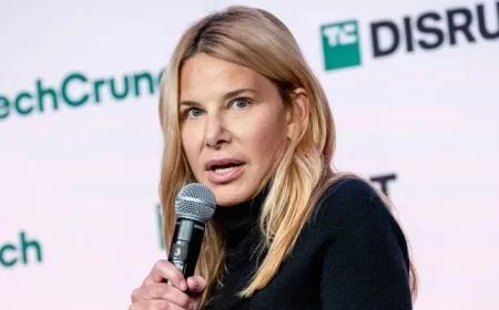 OpenAI Appoints Slack CEO as New Chief Revenue Officer