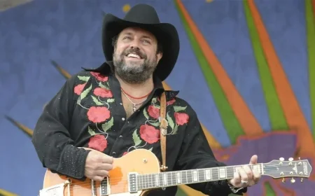 Grammy Winner Raul Malo of The Mavericks Dies at 60 After Cancer Battle