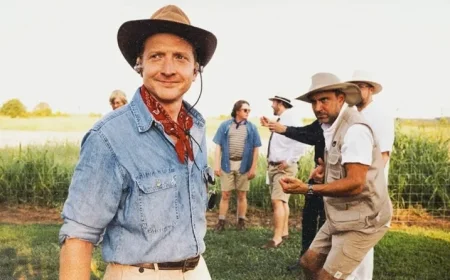 Tyler Childers Unveils Powerful Live “Bitin’ List” from Dinosaur World Show