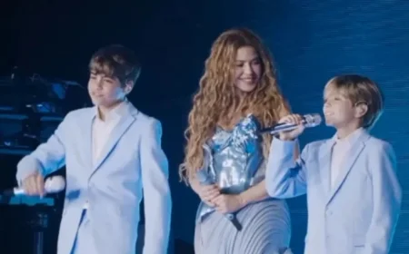 Emotional First Live Performance: Shakira and Kids Sing “Acróstico” Together