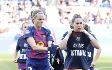 Barça Strengthens Leadership to Secure Home Advantage in Knockout Stages