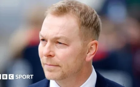 Olympic Legend Sir Chris Hoy Suffers Leg Break in Major Crash