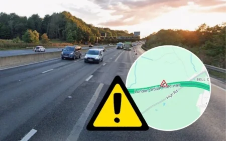 Van Breakdown Halts M25 Traffic in Essex, Causing 45-Minute Delays