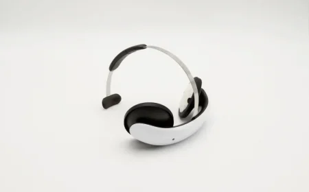 FDA Approves Brain-Stimulating Headset for Depression Treatment