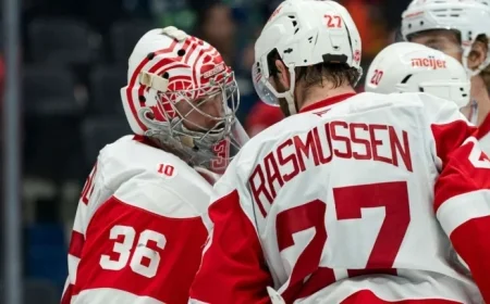 Gibson Secures First Red Wings Shutout in Victory Over Canucks