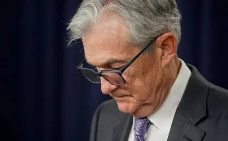 Fed Chair Powell Confronts Rising Opposition to December 2025 Rate Cuts