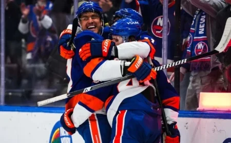 Lee Scores Four in Islanders’ Victory Over Ducks