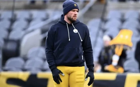 Steelers’ T.J. Watt Undergoes Surgery for Collapsed Lung, Confirms J.J. Watt