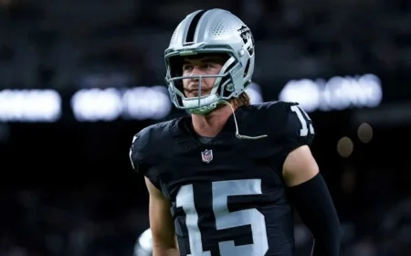 Kenny Pickett Set to Start Sunday Against Eagles