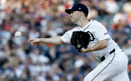 Blue Jays Secure Deal to Acquire Pitcher Chase Lee