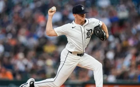 Tigers Trade Reliever Chase Lee to Blue Jays for Johan Simon