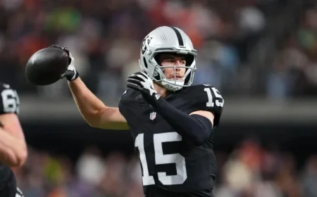 Kenny Pickett to Start Against Eagles on Sunday