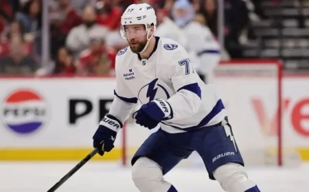 Hedman Undergoes Elbow Procedure, Benched for Lightning Until February