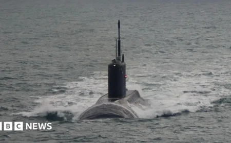 Royal Navy Tracks Russian Submarine in English Channel