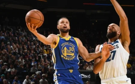 Curry Scores 39 in Return, Warriors’ Defense Falls Short