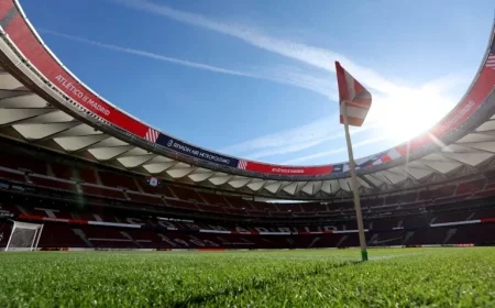 Simeone and Corberán Avoid Risks in Strategic Play