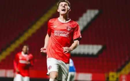 Patrick Casey Secures Loan Move to Dorking Wanderers