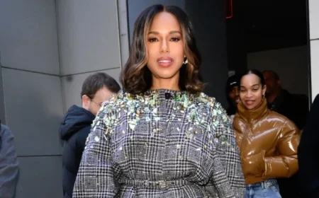 Kerry Washington Embraces Winter’s Trendiest Nail Color