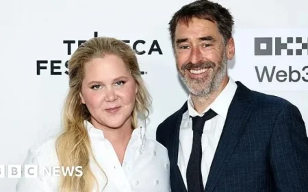 Amy Schumer Announces Divorce from Husband Chris Fischer
