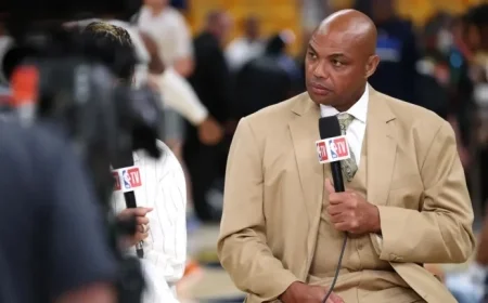 Dick Vitale, Charles Barkley Join Forces for Indiana vs Kentucky Broadcast