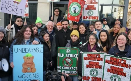 Starbucks Strike Enters Second Month as Deadlock Intensifies and Support Rises