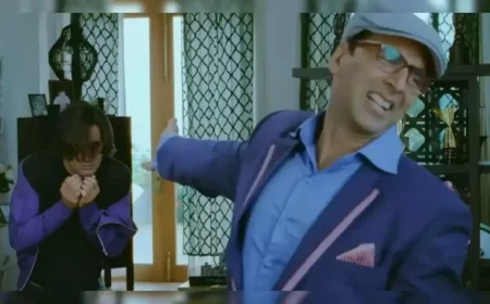 Akshay Kumar Humors Tees Maar Khan Meme Praising Akshaye Khanna’s Dhurandhar Role