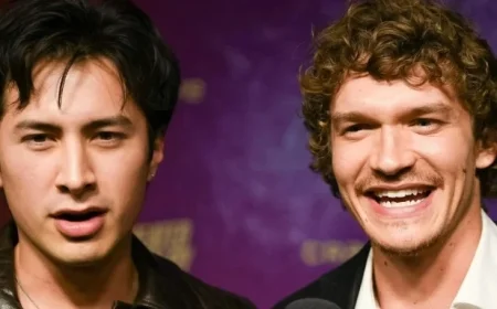 “Heated Rivalry Star Embraces Fans Discussing His Physique”