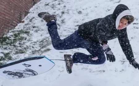 Snow Forces Christkindlmarkt Closure as Temperatures Plummet in Central Indiana