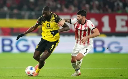 Lucas Höler’s Stunning Goal Blocks Dortmund’s Victory