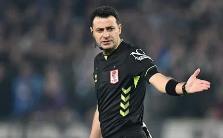 Controversial Referee Decisions in Trabzonspor-Beşiktaş: El Bilal Toure Sent Off