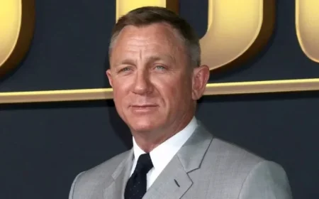 Daniel Craig’s $90 Million ‘Zodiac’ Success Delights Knives Out Enthusiasts