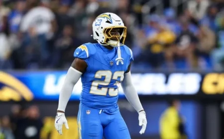 Tony Jefferson Ejected for Helmet-to-Helmet Hit in Chargers-Chiefs Game