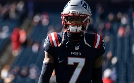 Patriots CB Carlton Davis Exits Bills Game Due to Injury in Second Half