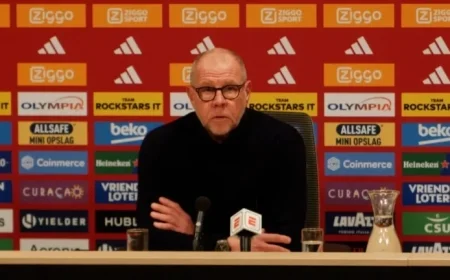 Van Persie Disagrees with Grim: ‘That’s What It’s About for Me’