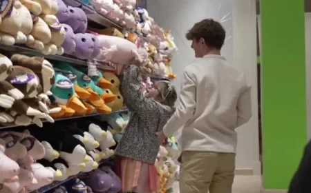 Westroads Mall Transforms into Wonderland for Visually Impaired Kids’ Shopping Spree