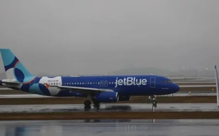 JetBlue Plane Evades Midair Collision with US Air Force Near Venezuela