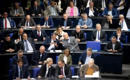 Berlin Prosecutors Charge AfD Member for Hitler Salute in Parliament