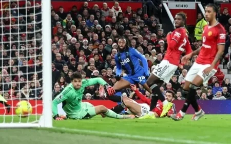 Gary Neville Criticizes Man Utd Star After Semenyo’s Goal