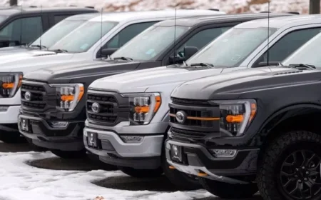 Ford Halts F150 Lightning Production Amid Losses and Waning EV Demand
