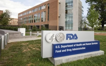 FDA Chief Warns of Eroding Trust in U.S. Health Advice