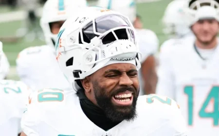 Former Seahawks Castoff Impresses as Unexpected Star