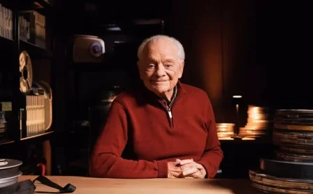 “Only Fools and Horses Cast Reunites for Anniversary Series”